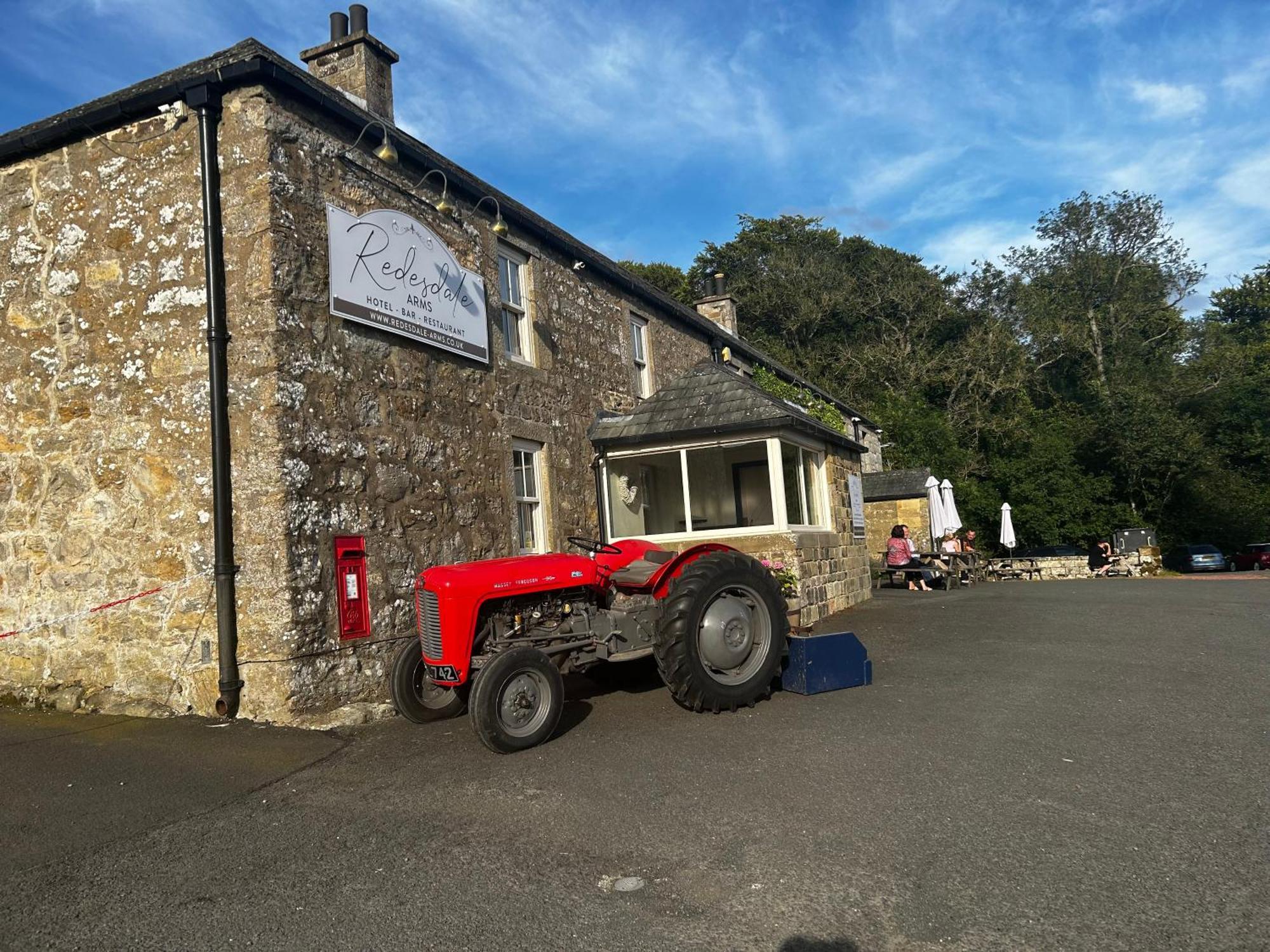 Hotel Redesdale Arms Otterburn Exterior foto